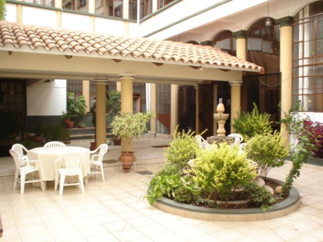 Hostal Espana Sucre Exterior photo